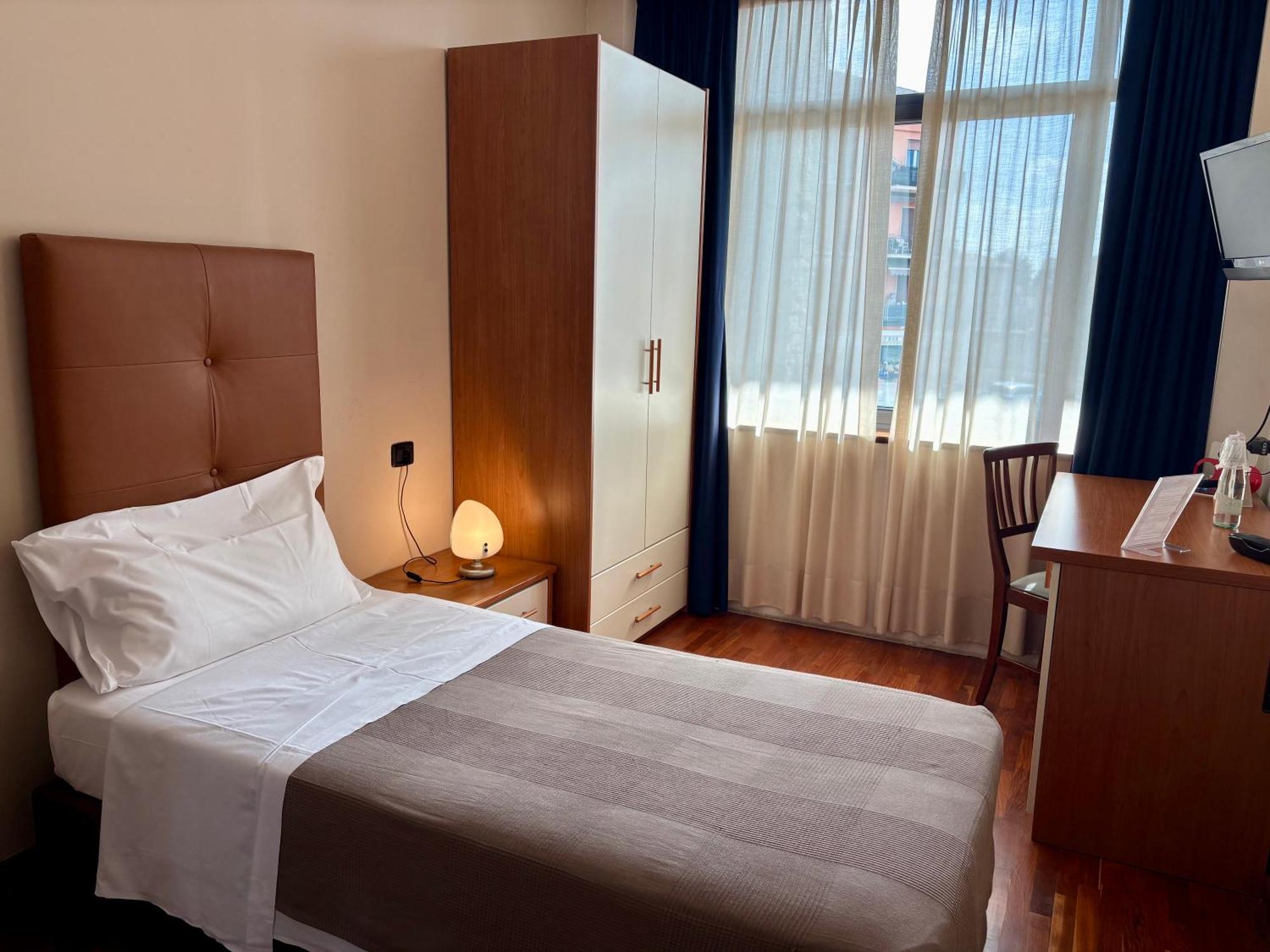 Sole Della Franciacorta - Hotel & Restaurant Capriolo Ngoại thất bức ảnh