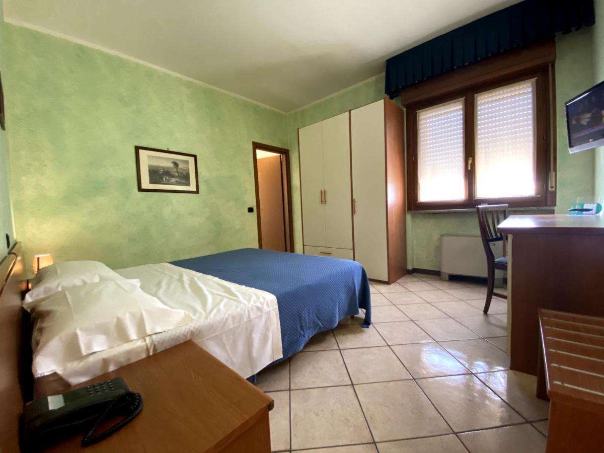 Sole Della Franciacorta - Hotel & Restaurant Capriolo Ngoại thất bức ảnh
